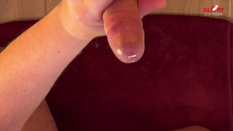 GLORYHOLEGAYS: Neuvěřitelný Italo dvojitý úder: tvrdý a odhodlaný v puse