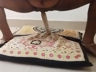 Bedroom: 使用済みビデオの女性プロパティ