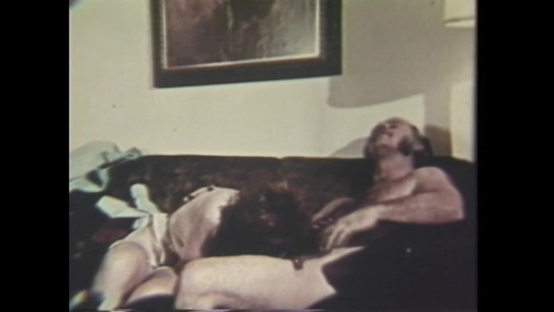 The Unforgettable: 豚が俺の膣を食べてる