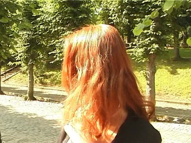 Lucky Cooch: Ginger babe blows big cock outdoors