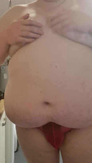 Big man: Červené tanga