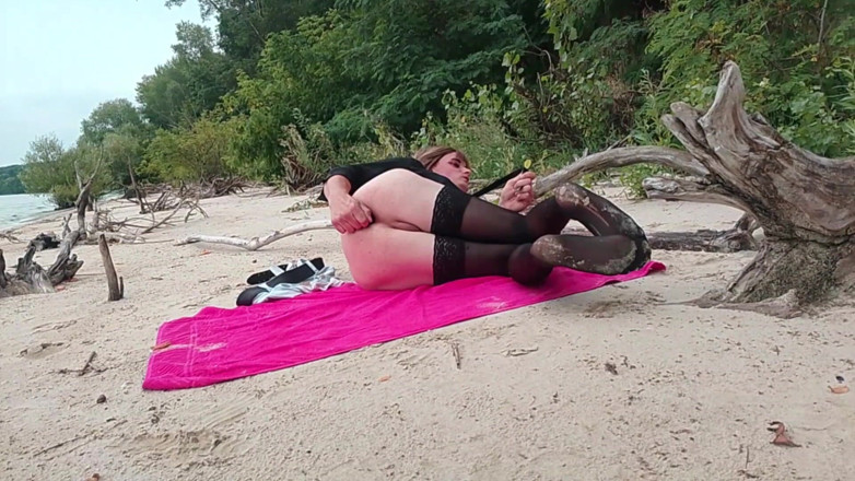 MilaFemboyUA: Femboyka Vacker