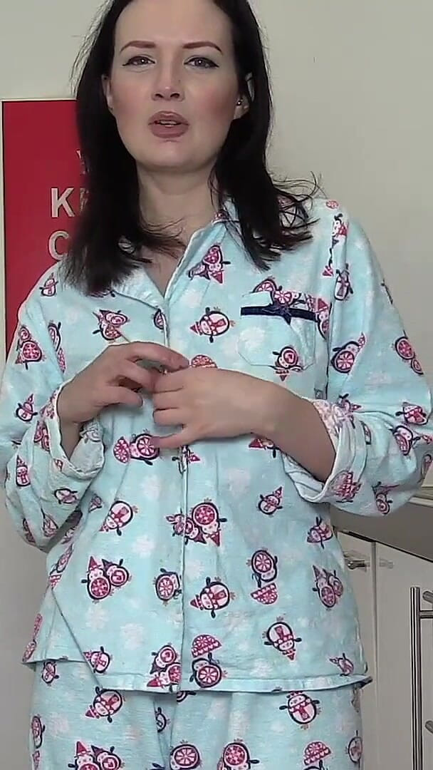 Flat Mate Comes in with Cock Out JOI (Faye Taylor)