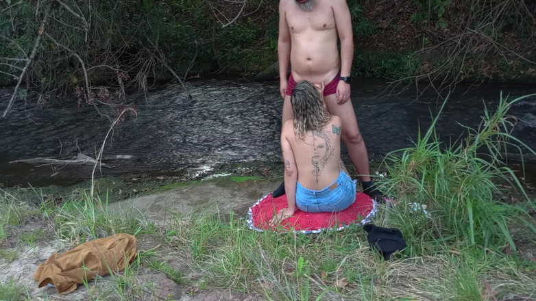 Victor SweetCoupleStories: 滝での見知らぬ人との出会いはセックスで終わる。