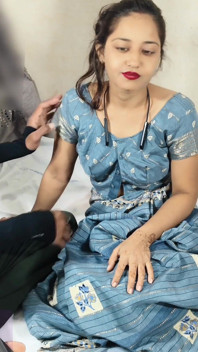 18 Years Young Neighbor's Girl Was Alone at Home Boy Fuck and Started Having Sex with Hindi Audio