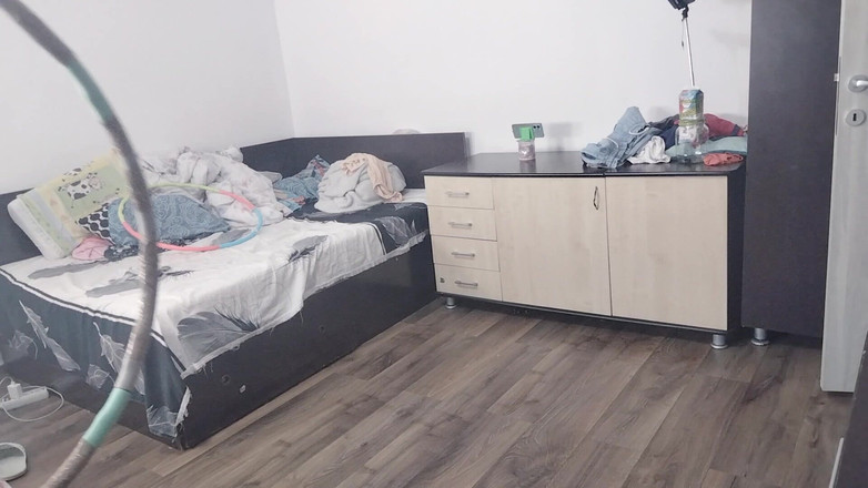 Amateur_MS: Sexy Manželka Cvičí Doma Nahá.