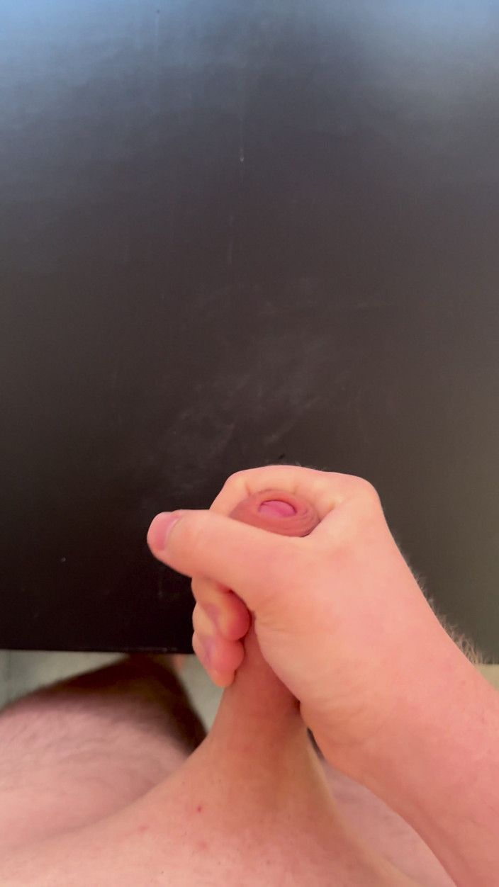 SoloEdgeMaster: Ich masturbierte und kam aus versehen