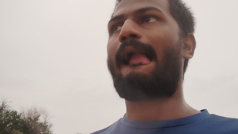 KUMBHA MANOJ KUMAR: Xhard นักเย็ดพรสวรรค์ที่แพงที่สุด