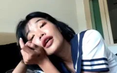 Emma Thai fazendo sacanagem estudante role play show ao vivo