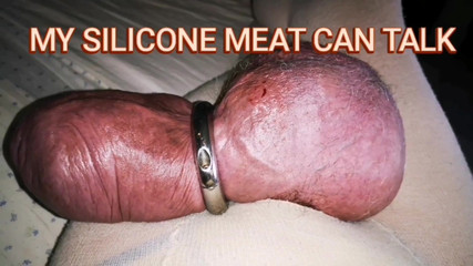 Monster_Meat_: Někdy jsem viděl verbálně mluvící silikonový pták