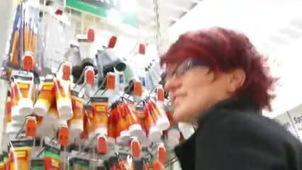 Popp Sylvie: Cumshot at the hardware store