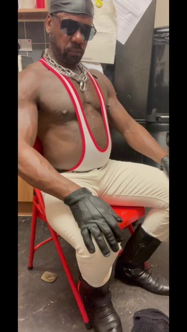 Brodyjayrichardson: Black Bodybuilder Smoking, Posing, Muscle Flexing &amp;.Cumming