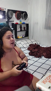 Tuve relaciones sexuales con el esposo de mi amiga mientras ella jugaba