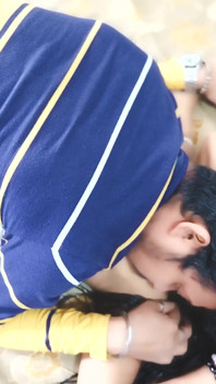 Desi sorellastra arrapata scopa dal suo fratellastro quando i genitori non sono a casa