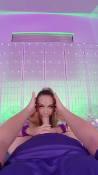 Sexy mladá milfka Emma Hix jezdí na tvrdém péru