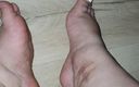 Lora BBW: Midnight Feet Showing off!!