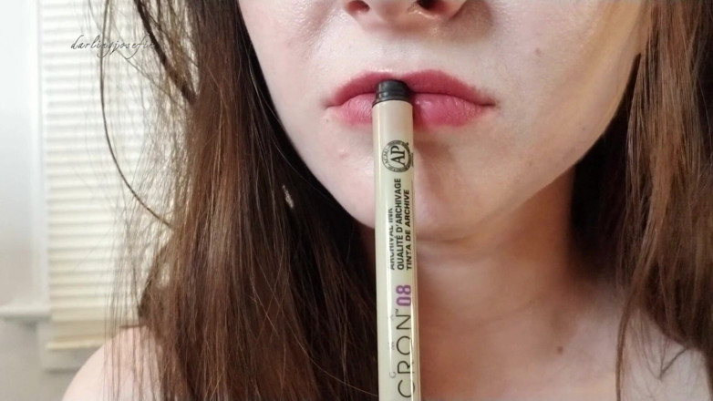 Darling Josefin: Studie Break lip plagen en ontkenning