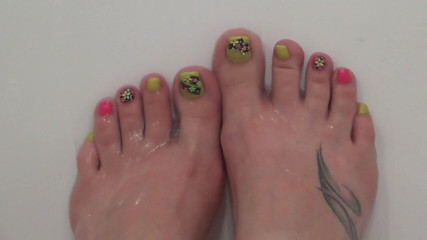 Goddess Misha Goldy: Tenen, teennagels en voetfetisj!!