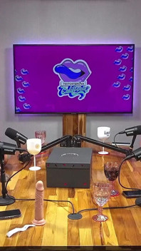 Podcast macht suruba! 4 verdammte schönheiten, muschi lutschen, mit Vibratoren spielen und schamlos zusammen kommen!