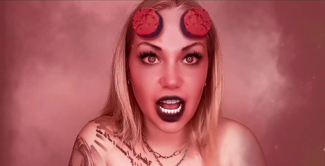 Goddess Misha Goldy: Îți place să ți se poruncească să-ți mănânci sperma. Evident, nu...