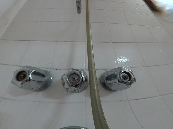 Lizzy Yum VR: Liz young vr 2025 dilate banyo yapıyor seks oyuncağı 27