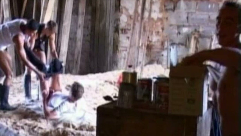 FIRST BAREBACK EXPERIENCE IN BACKROOM: Muscle Boy Farmes Frucking Outdoor
