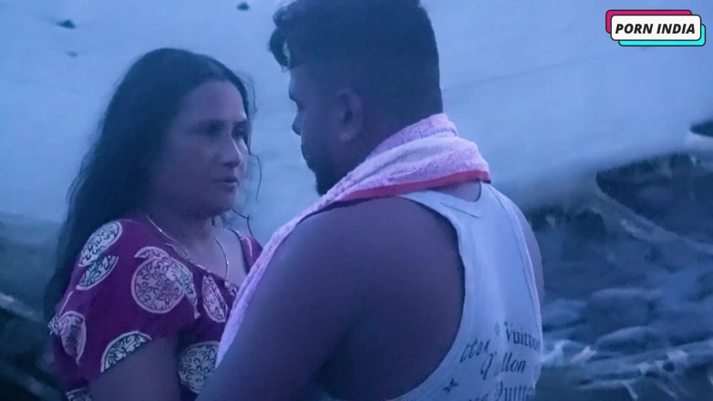 Porn India Studio: Seks hardcore dengan ibu tiri pacar