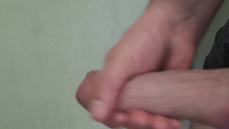 Auff: Guy jerking off dick