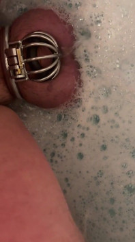 Pissen in Der Badewanne