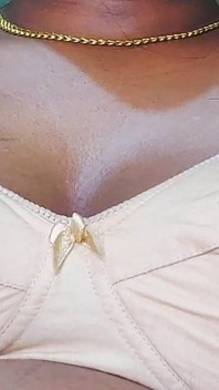 집에서 나를 따먹는 남편의 친구