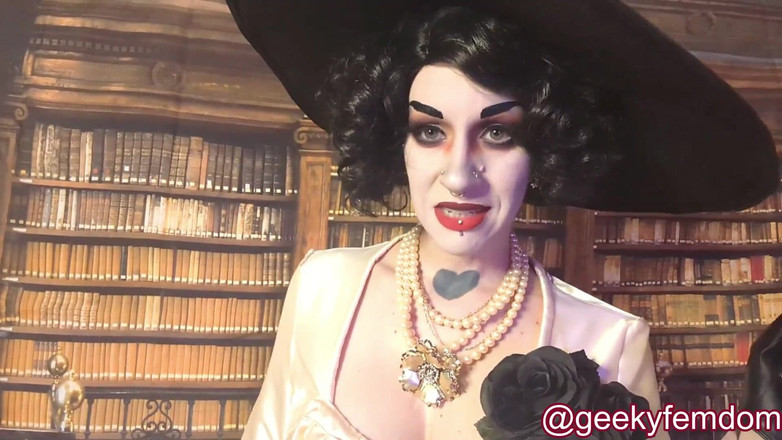 Geeky Femdom: Lady Dimitrescu ile sevgililer günü randevusu
