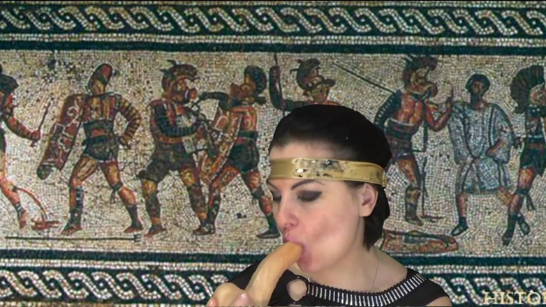 Sexy Milf: Adevărată zeiță romană îți suge pula