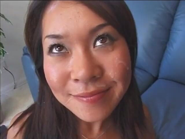 Euro Anal: Стройная азиатская сучка пьет сперму после жесткого анального секса