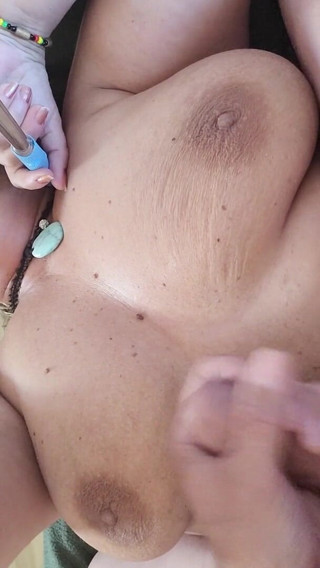 Lujuriosos: Masturbating each other!!