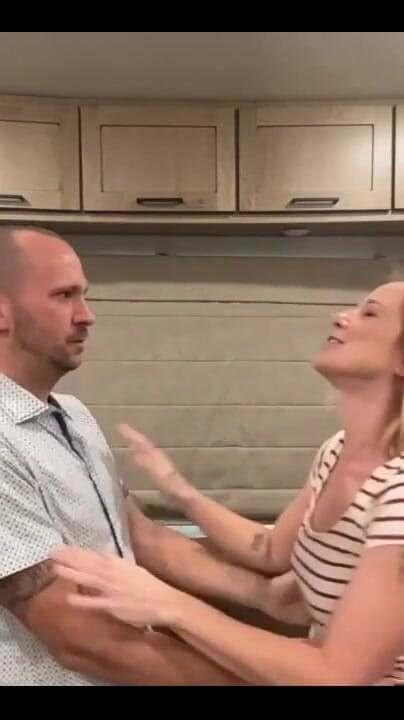 My Stepmom Can’t Refuse (Shiny cock films) My Stepmom Can’t Refuse (Shiny cock films)