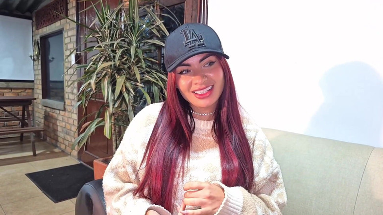 AlejandraPalacios: 내 첫 번째 부싯깃 데이트는 아주 잘 끝납니다 / 부싯깃에 섹스