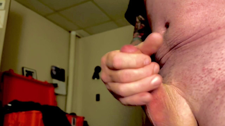 Tatted Daddy: Ejaculação em câmera lenta