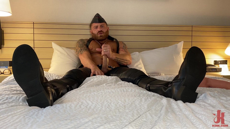 Kinky Bites Gay: Riley mitchel: soddisfazione solitaria