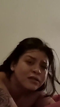 Venezuelan MILF Pays Rent with Sex in Buenos Aires Argentina