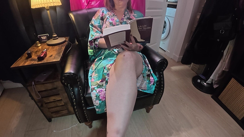 InannaJustice: シンプルな足のマッサージ