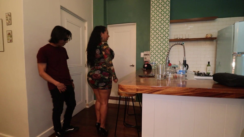 Calientehubxxx: Rico Reyes and Gali Diva Mexico