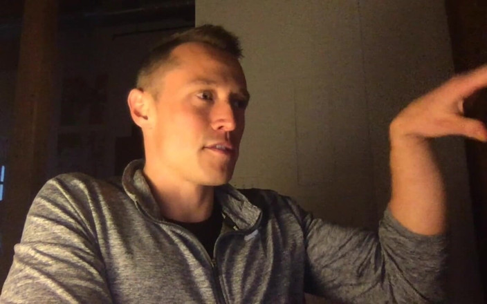 Himeros Backstage: Josh Brady: Chat tehnici de mângâieri de pulă