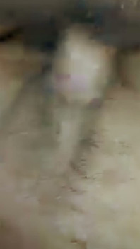 Meia-irmã Foi Fodida Durante Seu Jogo Para Celular