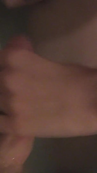 Sladký twink zadek ošukaný v koupelně