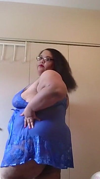 Ich zeige mein neues sexy dessous-outfit