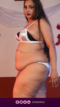 Hema Ki Raat volledig strakke bui op, Hema herhaling liveshow