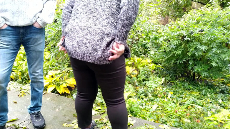 OurFetishLife: It turns me on wildly when a milf pee and...