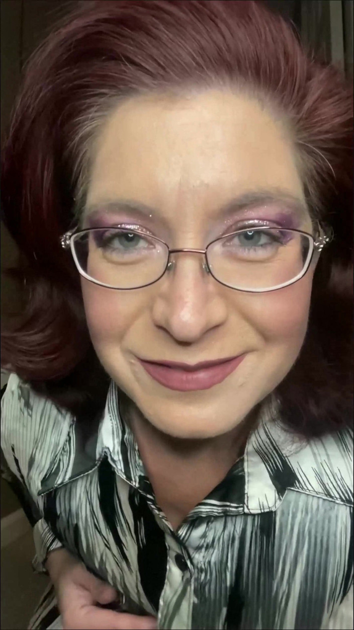 Elianna: Honění na můj obličej