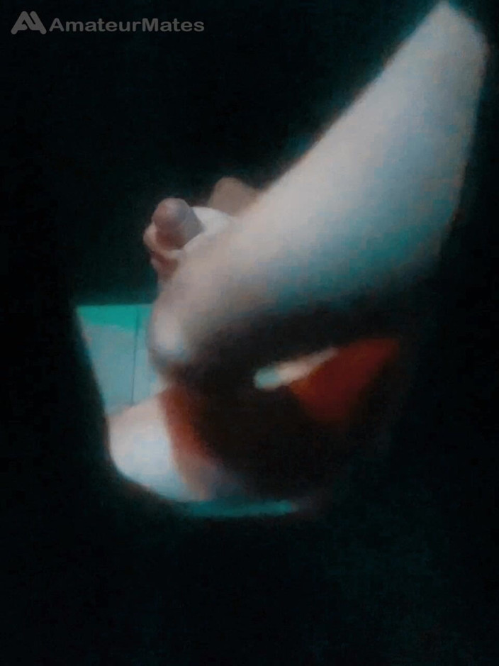 AmateurMates: Vero Guardone Amatoriale Al Gloryhole