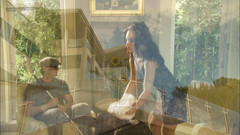 Hot Girlz: Cycata brunetka milf bierze duży pręt w kuchni